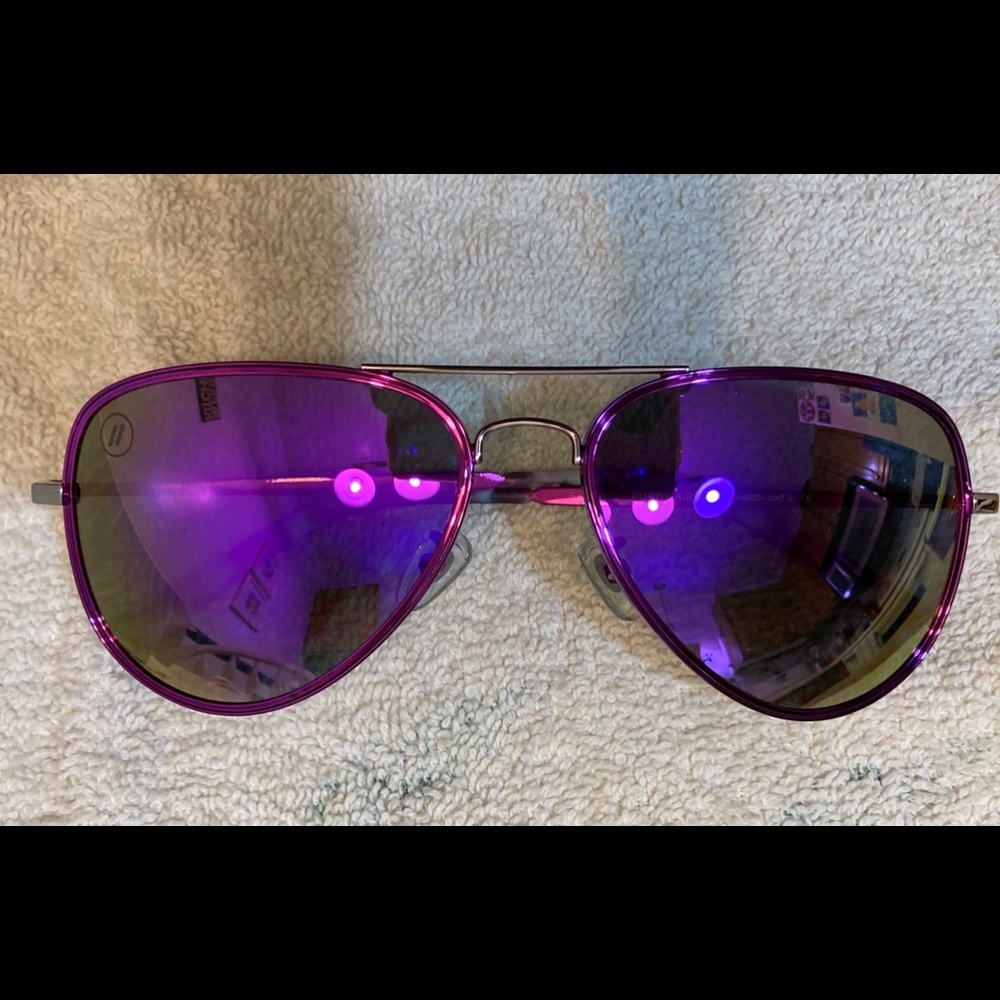 NWOT BLENDERS PURDY BIRDIE SUNGLASSES